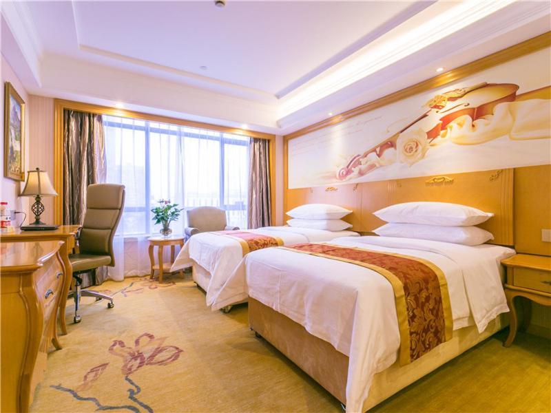 Vienna International Hotel Shanghai Pudong New International Exbition Central エクステリア 写真