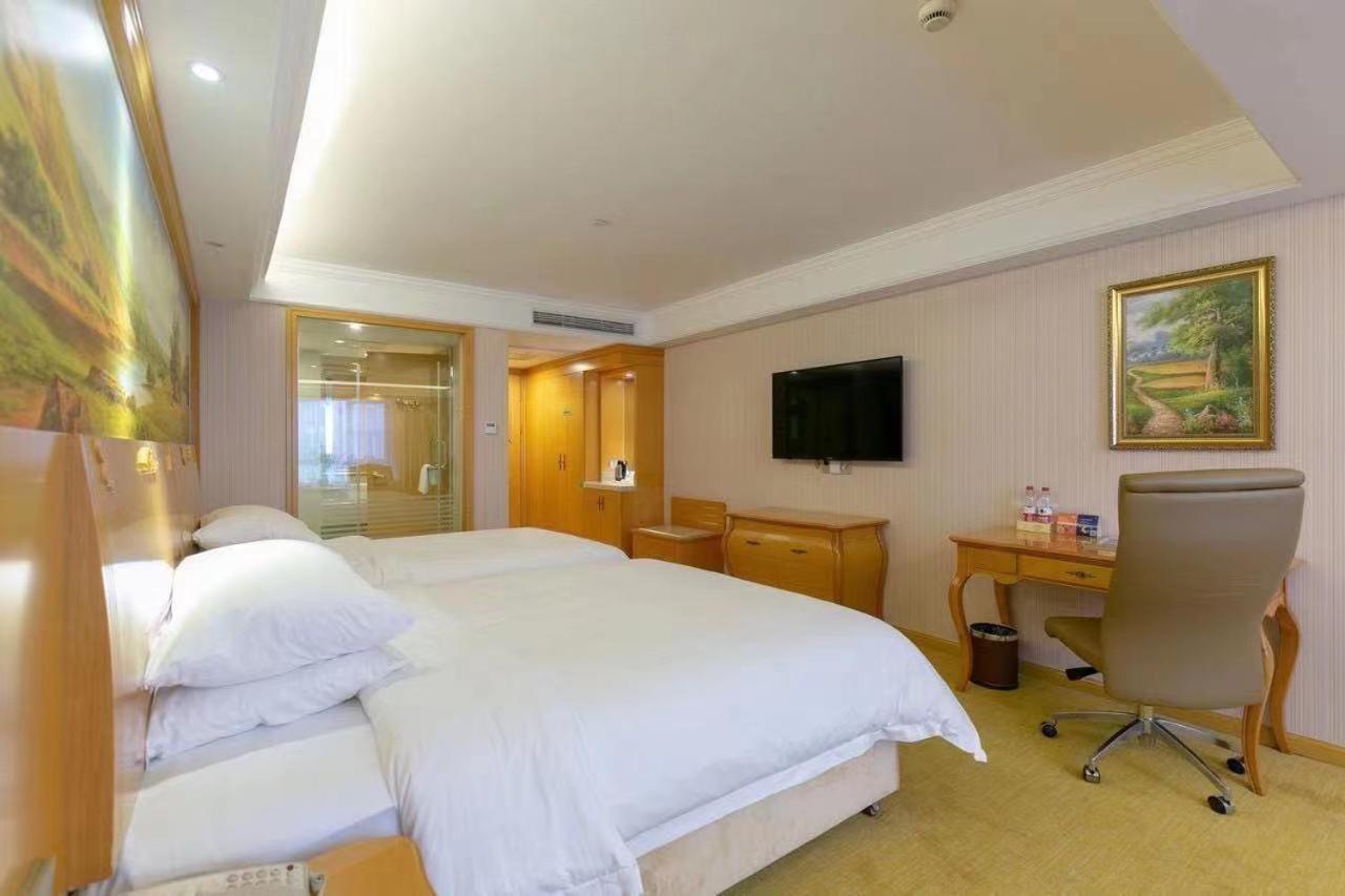 Vienna International Hotel Shanghai Pudong New International Exbition Central エクステリア 写真