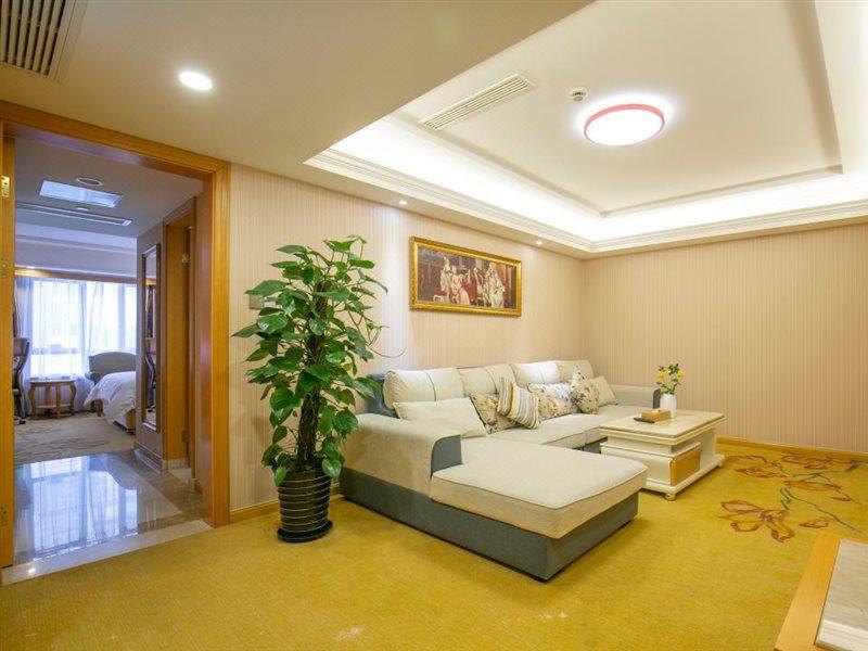 Vienna International Hotel Shanghai Pudong New International Exbition Central エクステリア 写真